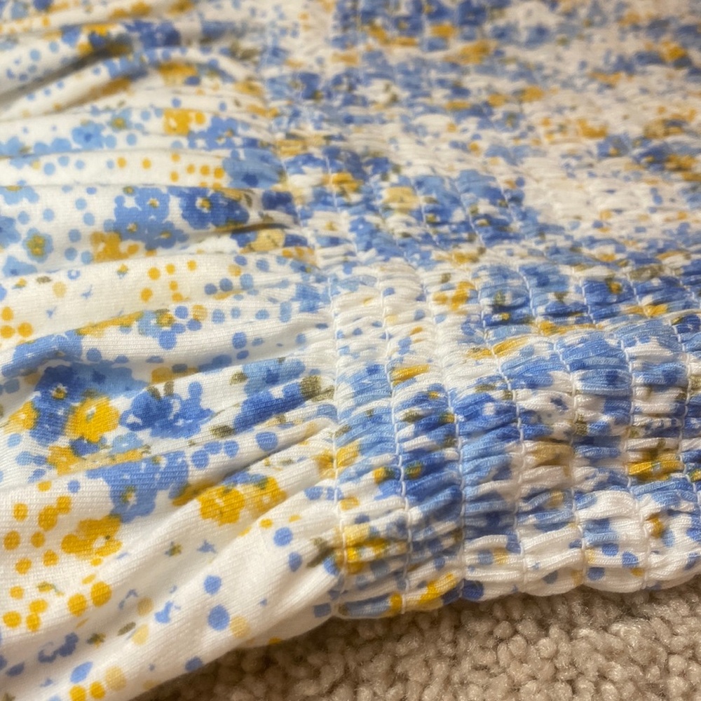 FLORAL RUFFLE TANK TOP - Picture 2 of 3